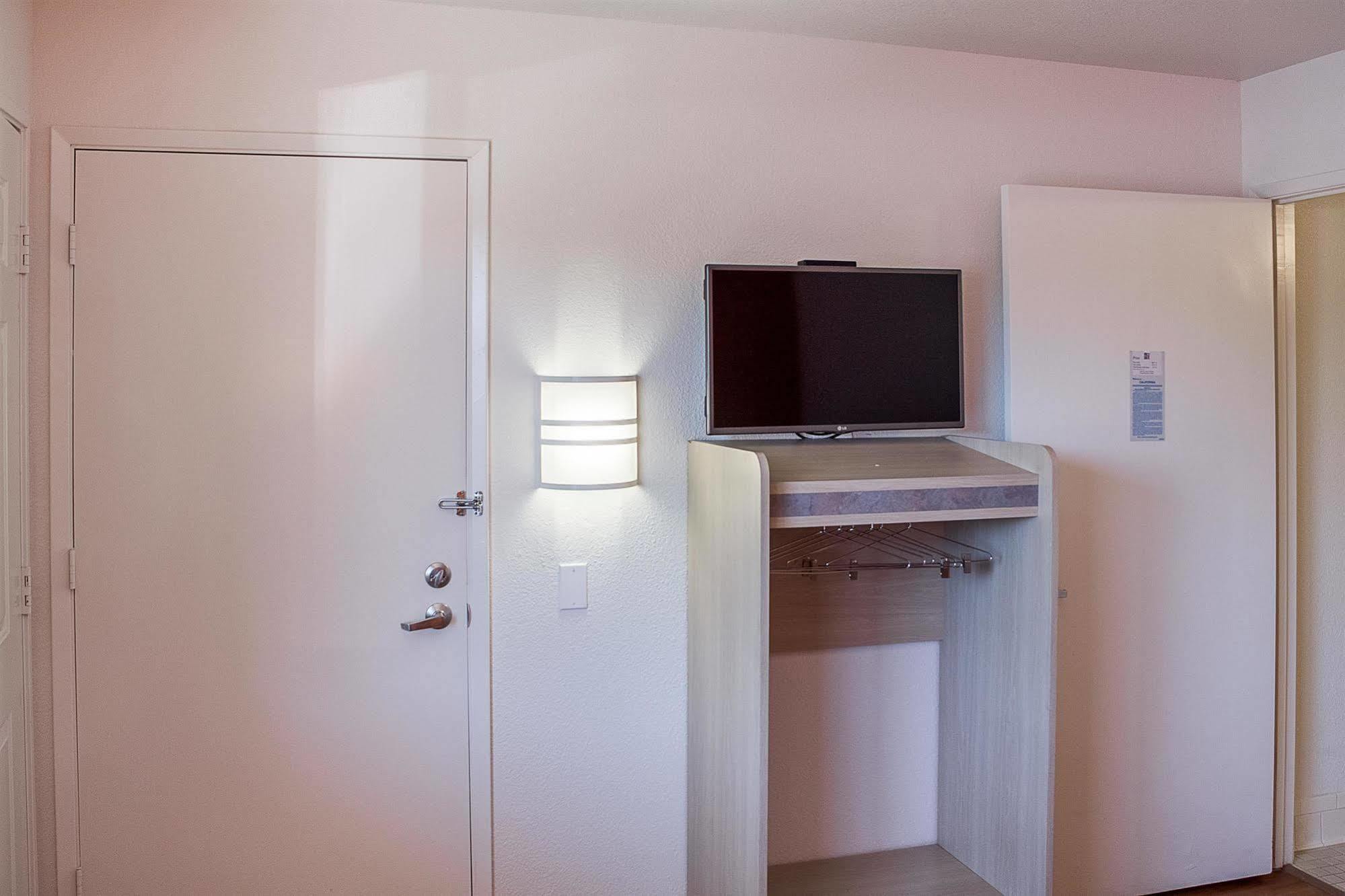 Motel 6-Ukiah, Ca ภายนอก รูปภาพ